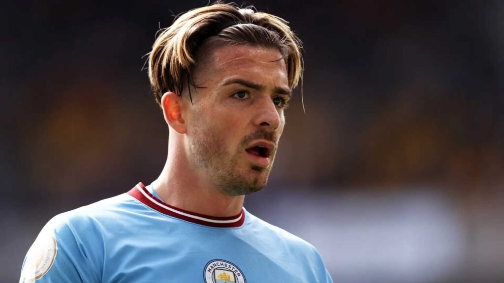 Top 10 Most Expensive Transfers in Football History 3 most-expensive-transfers-in-football-history