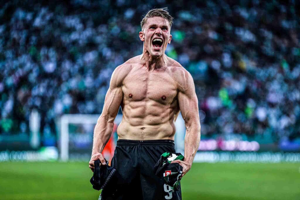 Top 10 Footballers With the Most Goals in 2025 11 Top 10 Footballers With the Most Goals in 2025