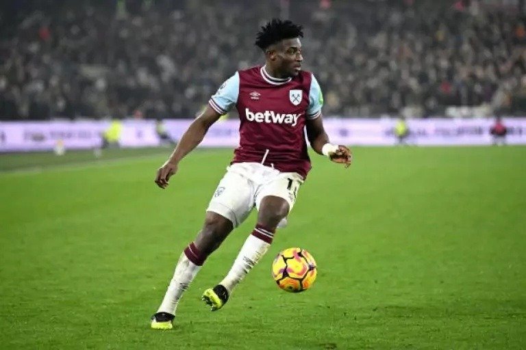 Top 10 Premier League Players to Watch in the 2025/2026 Season 6 Premier League Players to Watch in the 2025