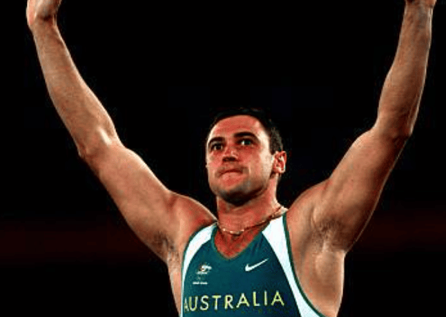 Top 10 Male Pole Vaulters : Explosive Athletes