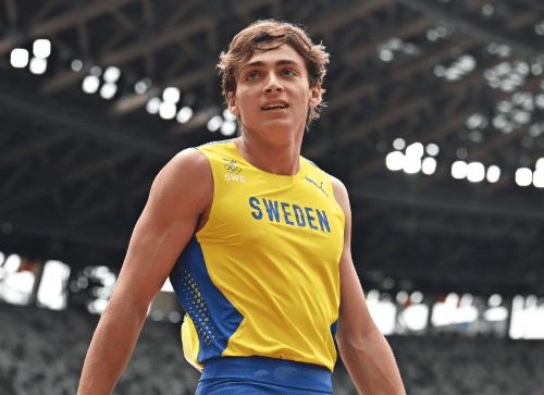 Top 10 Male Pole Vaulters : Explosive Athletes