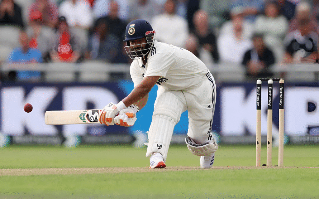 Rishabh Pant Bravery: Battling Pain and Playing with a Broken Foot in Unbelievable Fashion 3 Rishabh Pant Bravery: Battling Pain and Playing with a Broken Foot in Unbelievable Fashion