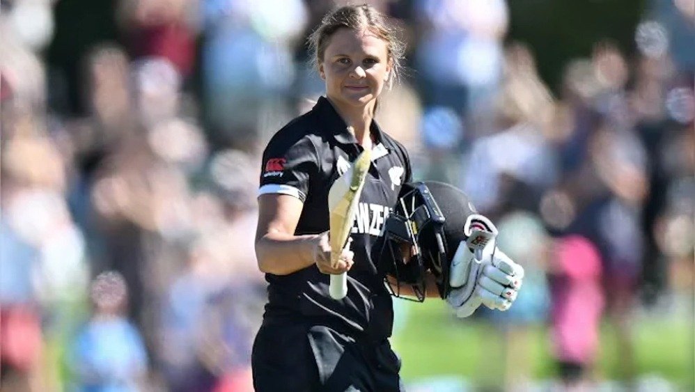 Top 10 Players with the Most Runs in Women's Cricket (Across All Formats)
