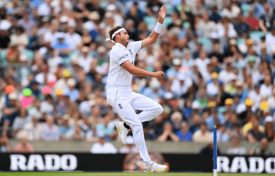 Top 10 Legendary Bowlers with Most Overs Bowled in Test Cricket History 5 Top 10 Bowlers with Most Overs Bowled in Test Cricket History