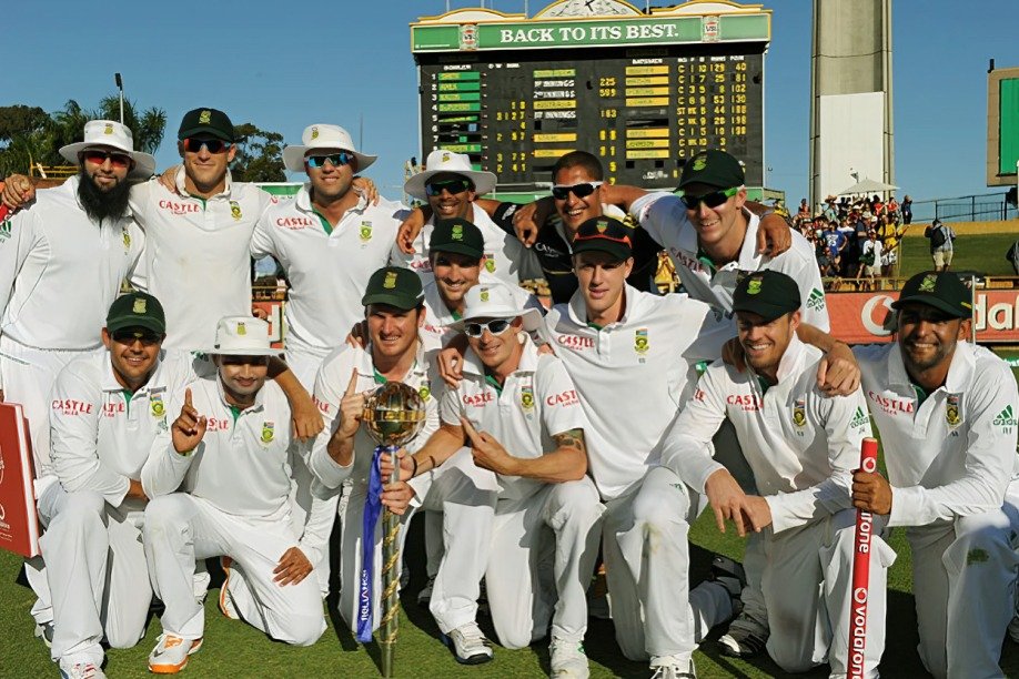 Top 10 Greatest Successful Run Chases of all time in Test Cricket
