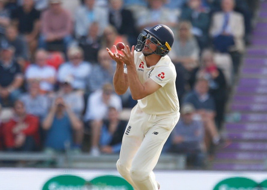 Top 10 Players with the Most Catches in Career in Tests