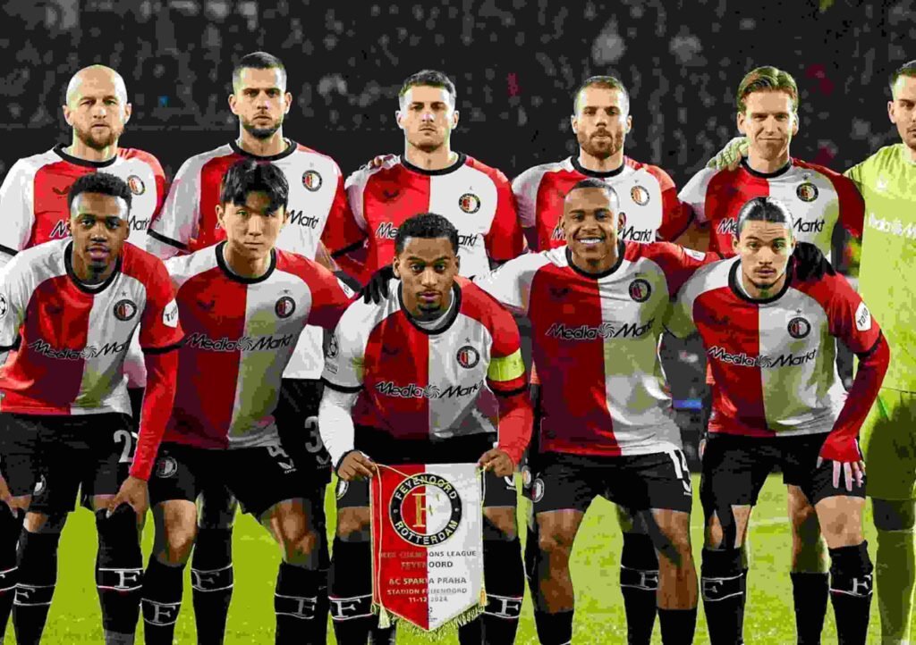 Top 10 Favorites to Win the UEFA Europa League 2025/2026 4 Top 10 Favorites to Win the UEFA Europa