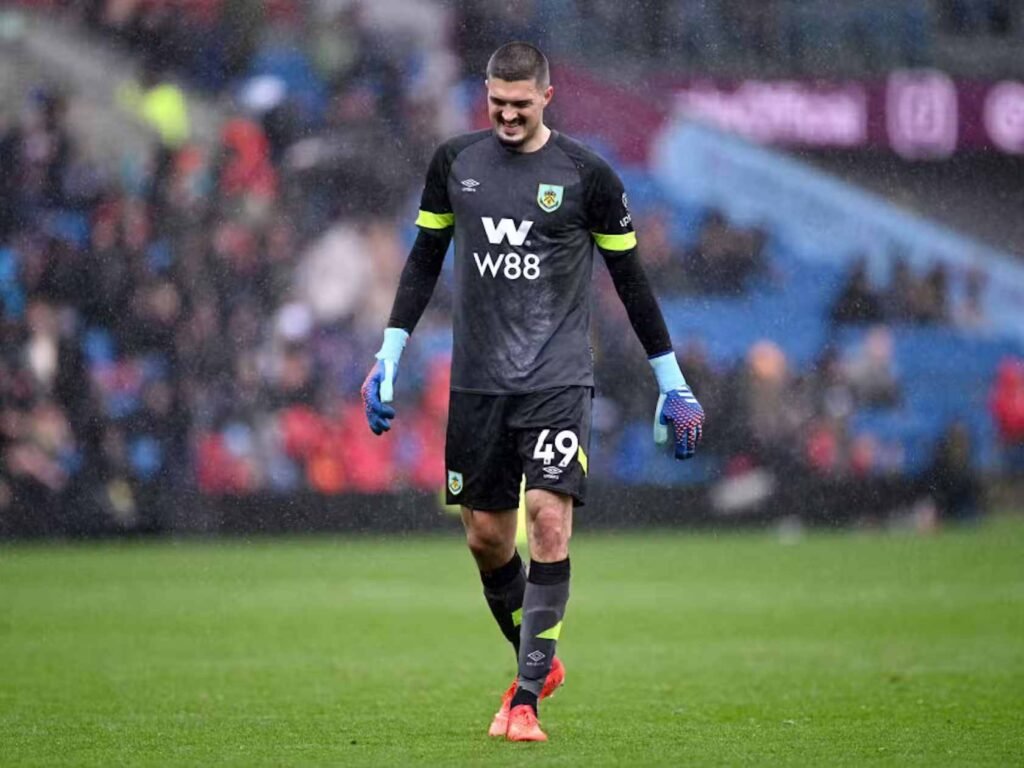 Top 10 Goalkeepers Who Conceded the Most Goals in 2025 8 Top 10 Goalkeepers Who Conceded the Most