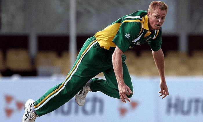 Top 10 Bowlers with Most Dot Balls in ODIs 9 Top 10 Bowlers with Most Dot Balls in ODIs