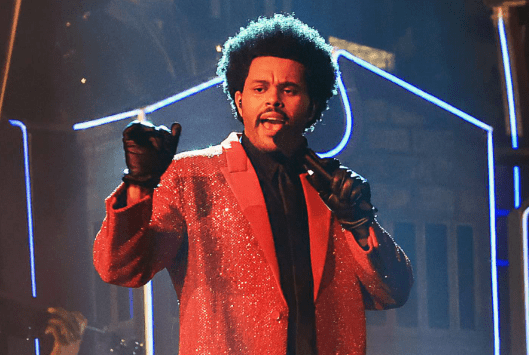 Top 10 Super Bowl Halftime Shows That Broke the Internet 11 Top 10 Super Bowl Halftime Shows That Broke the Internet