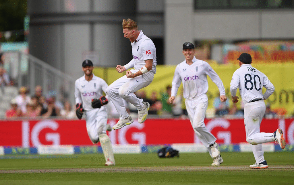 Top 10 Tests Where the Captain Took the New Ball Themselves 4 Top 10 Tests Where the Captain Took the New Ball Themselves