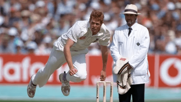 Top 10 Tests Where the Captain Took the New Ball Themselves 8 Top 10 Tests Where the Captain Took the New Ball Themselves