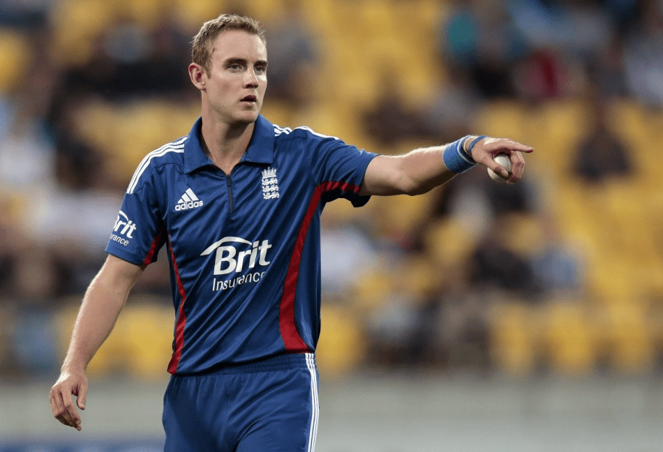 Top 10 Most Expensive Final Overs in ODI History 10 Top 10 Most Expensive Final Overs in ODI History