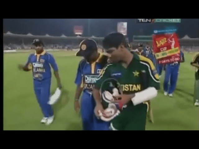 Top 10 Times a Team Was Bowled Out and Still Won an ODI 8 Top 10 Times a Team Was Bowled Out and Still Won an ODI