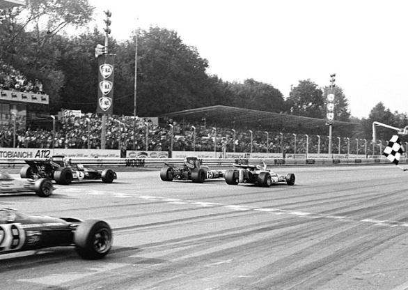 Top 10 Most Dramatic Moments in F1 History : Remarkable Moments 7 Top 10 Most Dramatic Moments in F1 History : Remarkable Moments