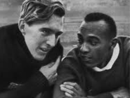 Top 10 Moments of Pure Sportsmanship : Remarkable Moments 11 Top 10 Moments of Pure Sportsmanship : Remarkable Moments
