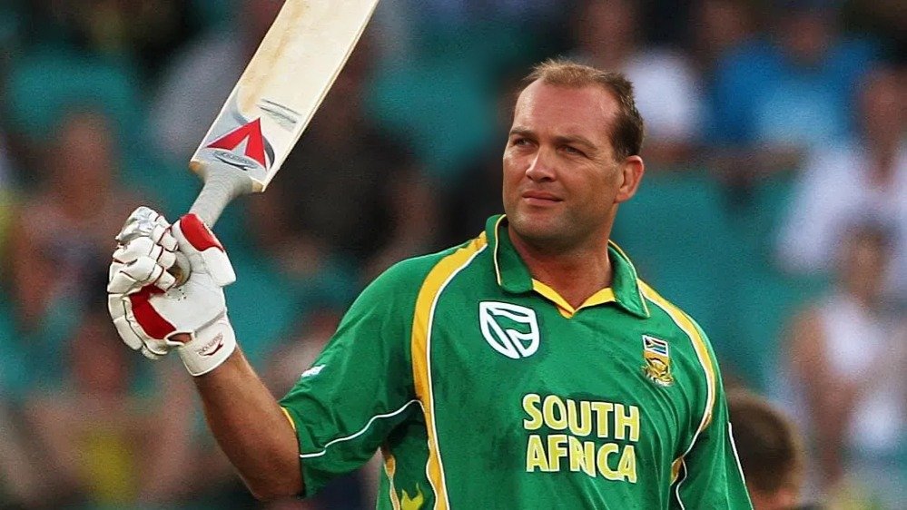 Top 10 Legendary Cricketers With the Most Player of the Series Awards In All Three Format 9 Top 10 Legendary Cricketers With the Most Player of the Series Awards In All Three Format