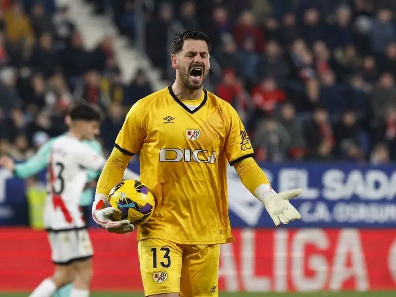 Top 10 Goalkeepers with the Most Penalty Saves in 2025
