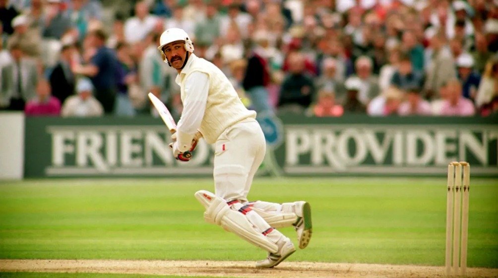 Top 10 Best Test Batting Performances of All Time 3 Top 10 Best Test Batting Performances of All Time