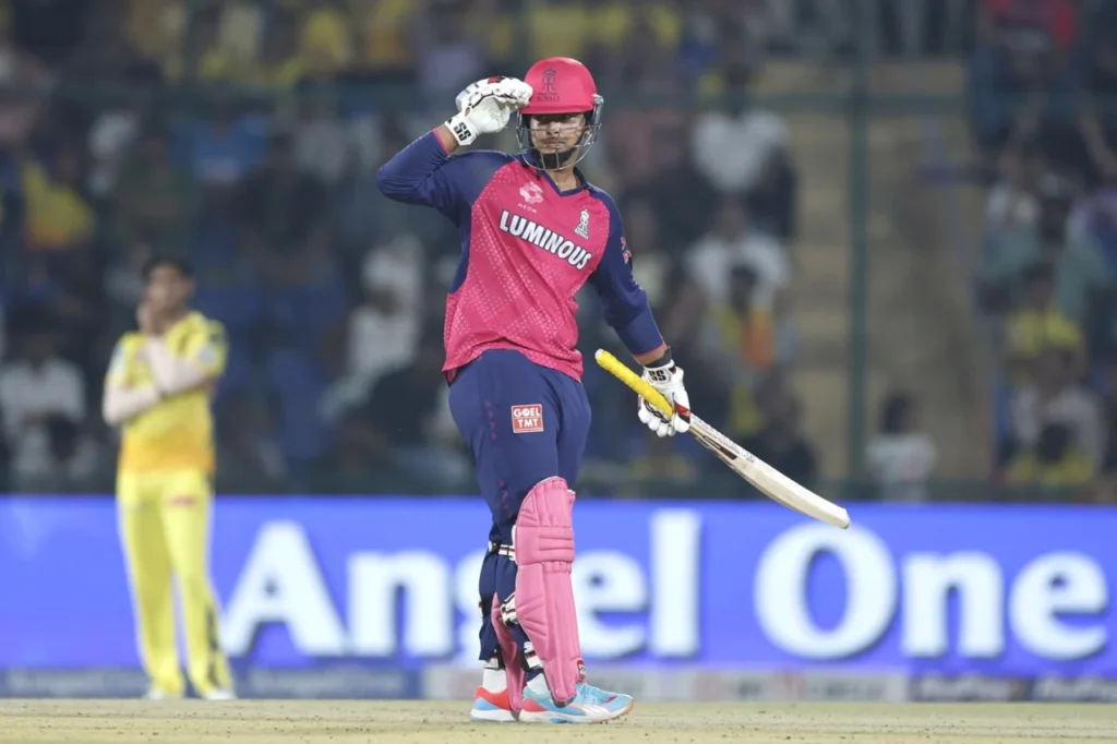 Top 10 Legendary Youngest Players to Score a Century in IPL 3 Top 10 Youngest Players to Score a Century in IPL