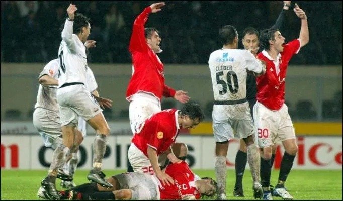 Top 10 Footballers Who Passed Away Too 