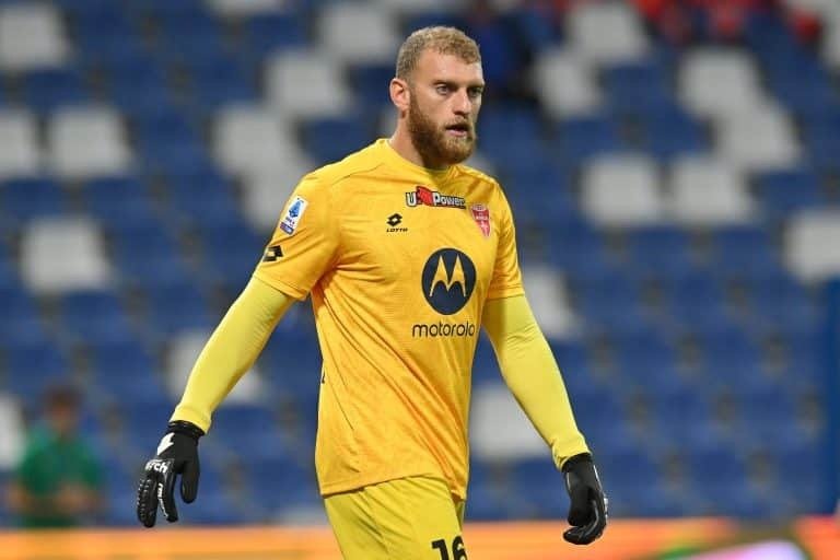 Top 10 Goalkeepers Who Conceded the Most Goals in 2025 3 Top 10 Goalkeepers Who Conceded the Most