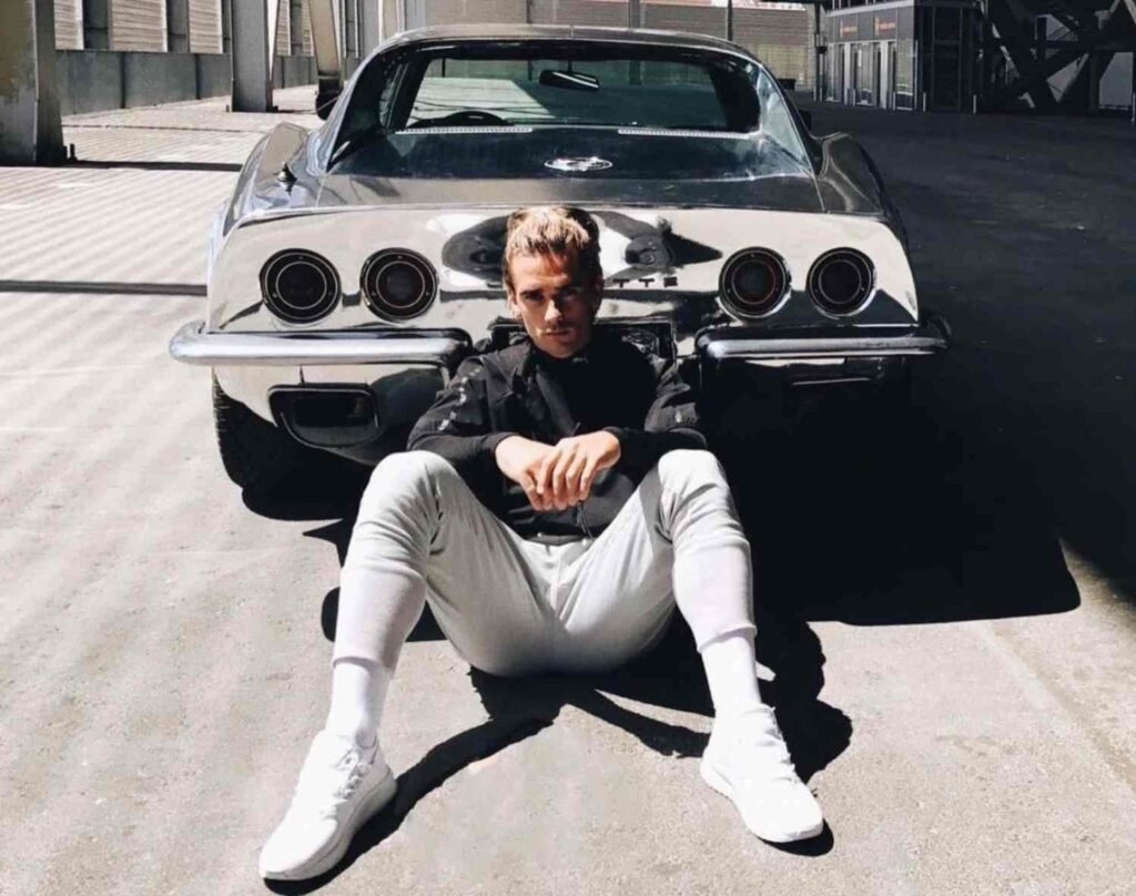 Footballers with the Biggest Passion for Cars