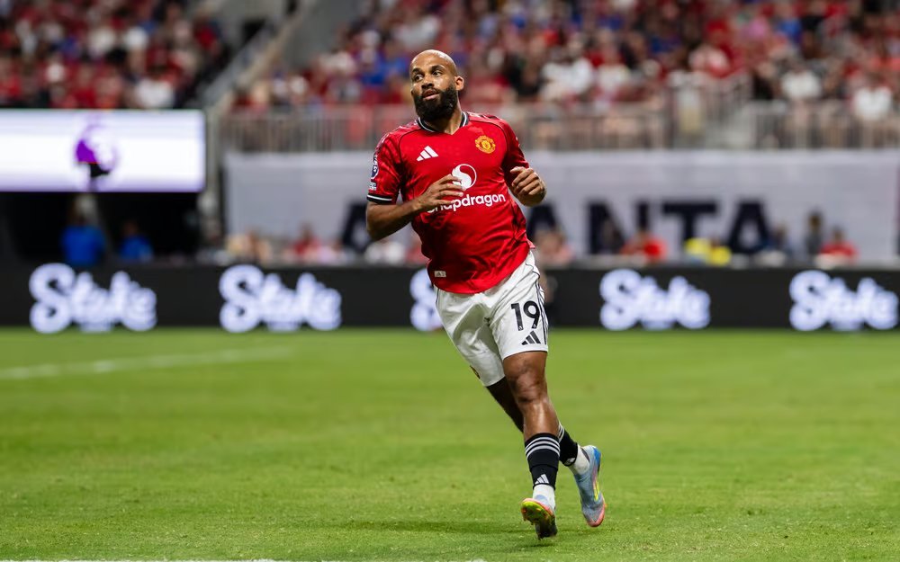 Top 10 Standout Debuts from Premier League 2025/26 Opening Day 6 Standout Debuts from Premier League