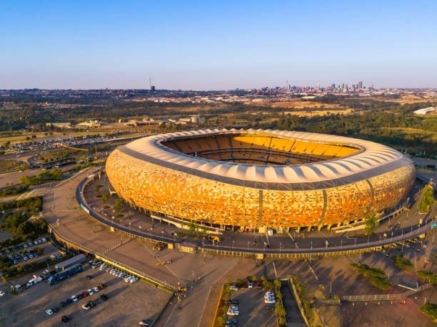 2025’s Most Iconic Football Stadiums Every Fan Must Visit 3 Most Iconic Football Stadiums