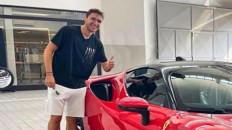 Footballers with the Biggest Passion for Cars