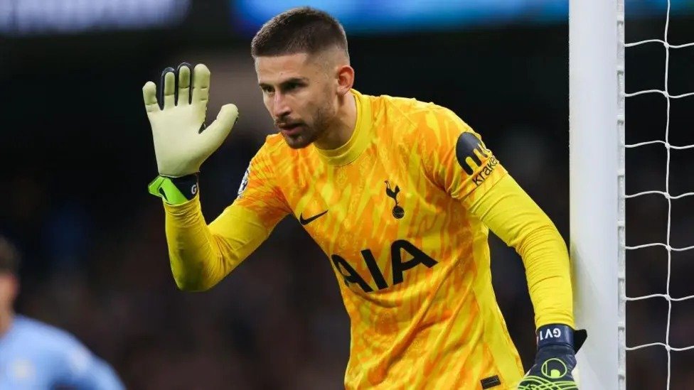Top 10 Goalkeepers Likely to Win the Prestigious 2025 Yashin Trophy 3 Top 10 Goalkeepers Likely to Win