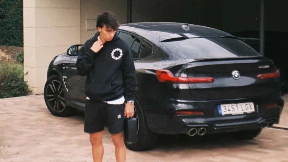Footballers with the Biggest Passion for Cars