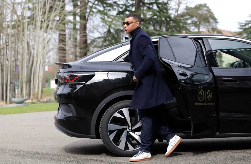 Footballers with the Biggest Passion for Cars