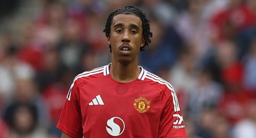 Top 10 Standout Debuts from Premier League 2025/26 Opening Day 11 Standout Debuts from Premier League