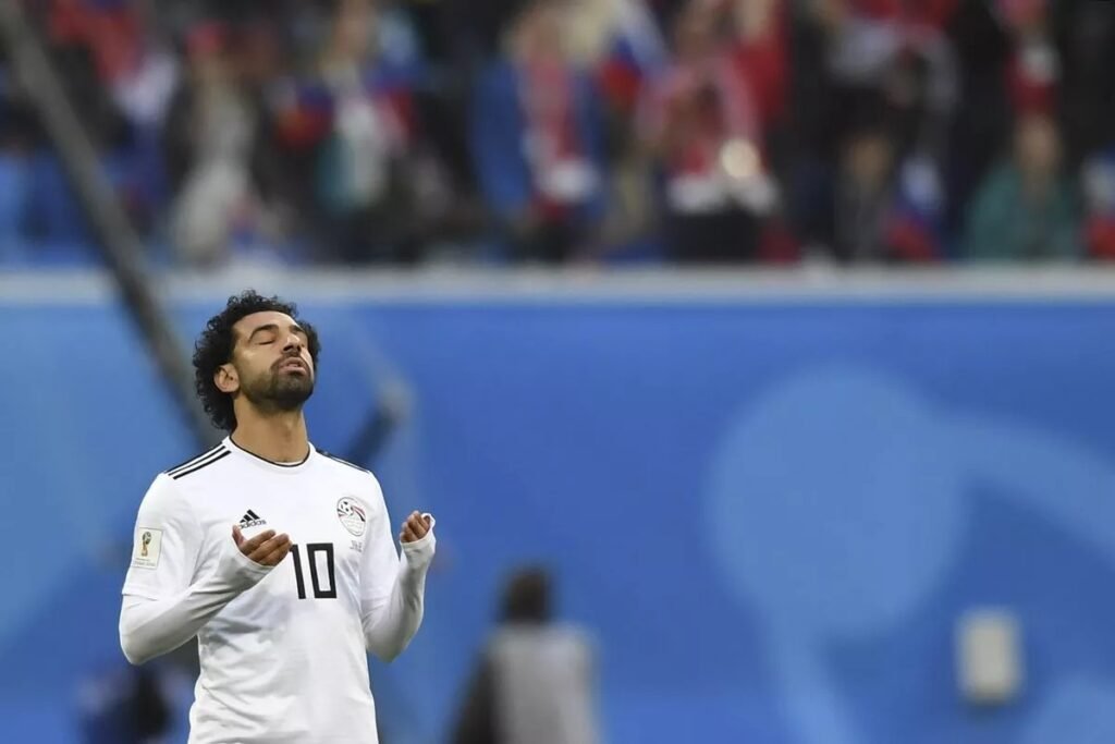 Top 10 International Footballers in 2025 5 International Footballers in 2025
