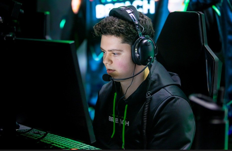 Top 10 Best Call of Duty Players in the World – 2025 3 Top 10 Best Call of Duty Players in the World – 2025