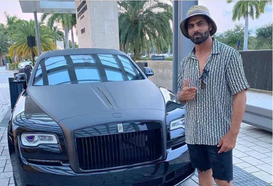 Top 10 Indian Cricketers with the Most Expensive Cars 5 Top 10 Indian Cricketers with the Most Expensive Cars