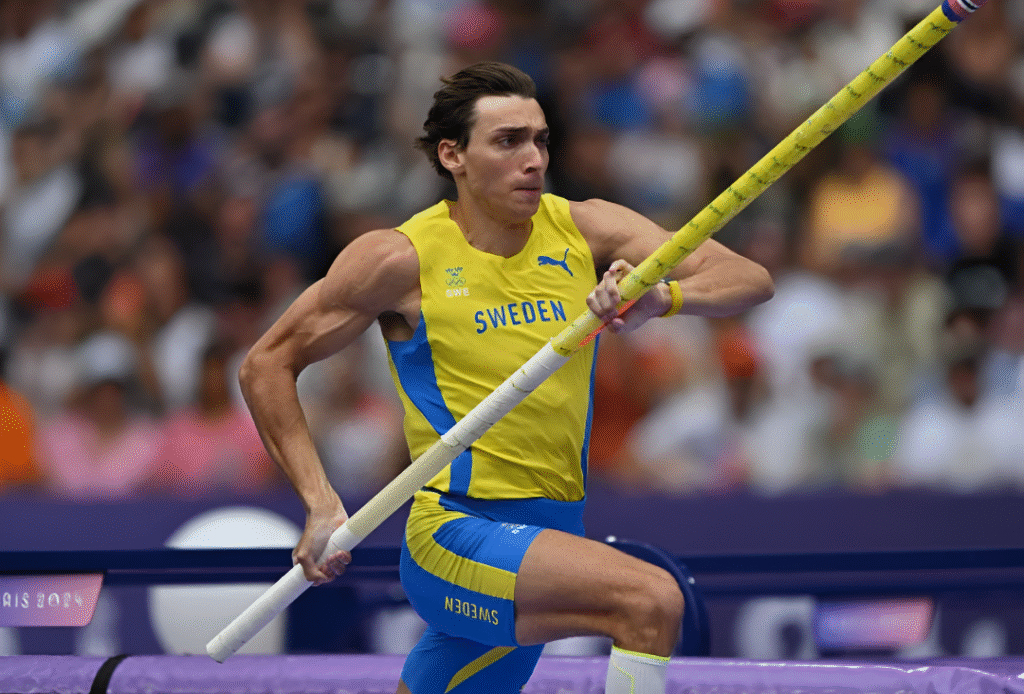 Armand Duplantis Smashes 13th Pole Vault World Record with Stunning 6.29m Jump in Budapest 4 Armand Duplantis Smashes 13th Pole Vault World Record with Stunning 6.29m Jump in Budapest