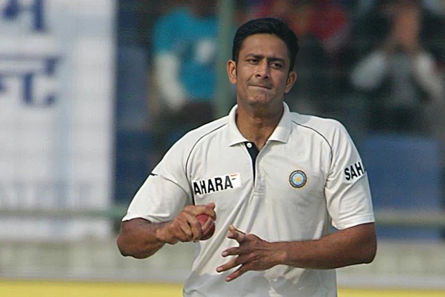 Top 10 Legendary Best Spinners in the World of All Time 8 Top 10 Legendary Best Spinners in the World of All Time