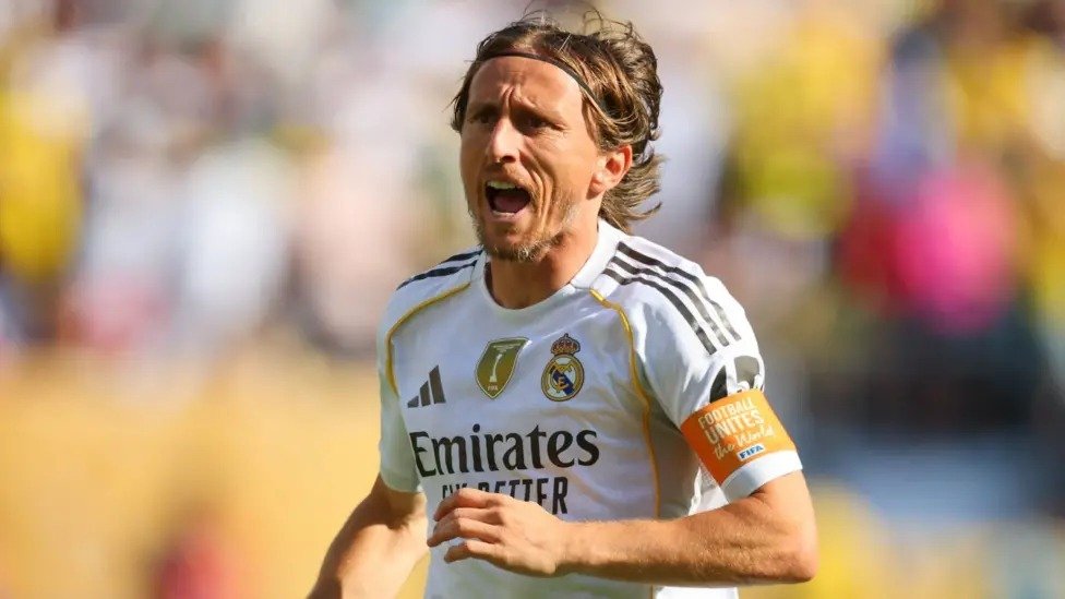 Top 10 Football Legends Retiring in 2025 12 Football Legends Retiring in 2025