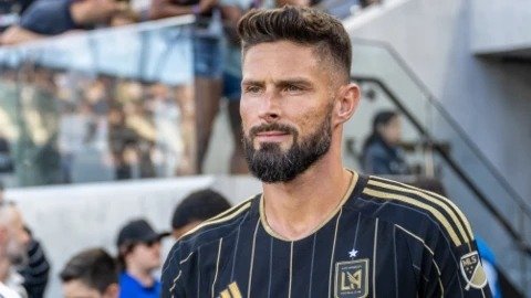 Top 10 Football Legends Retiring in 2025 9 Football Legends Retiring in 2025