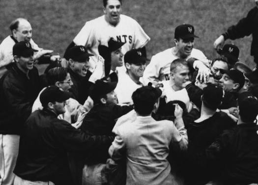 Top 10 Most Famous Walk-Off Home Runs in MLB History 9 Top 10 Most Famous Walk-Off Home Runs in MLB History