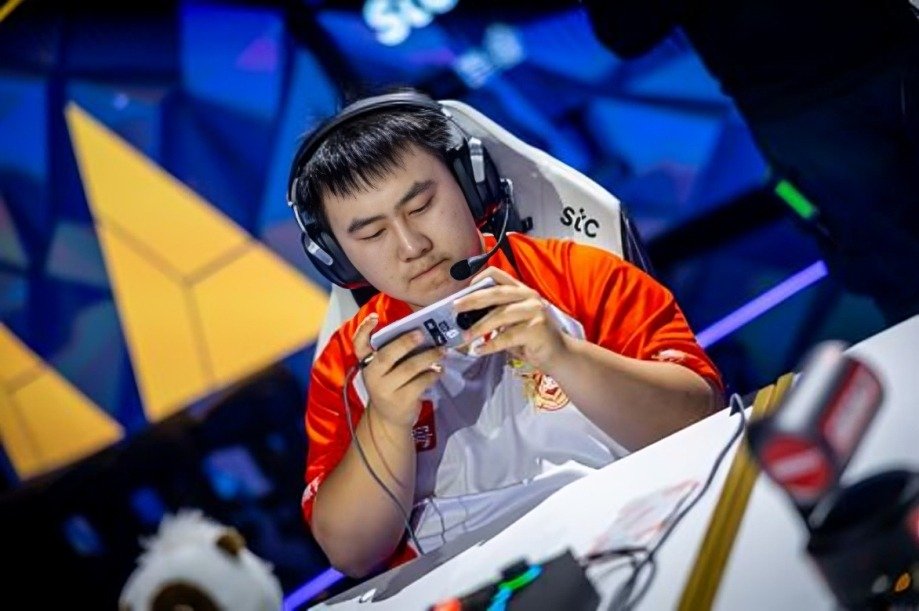 Top 10 Best Esports AoV Players by Total Winnings