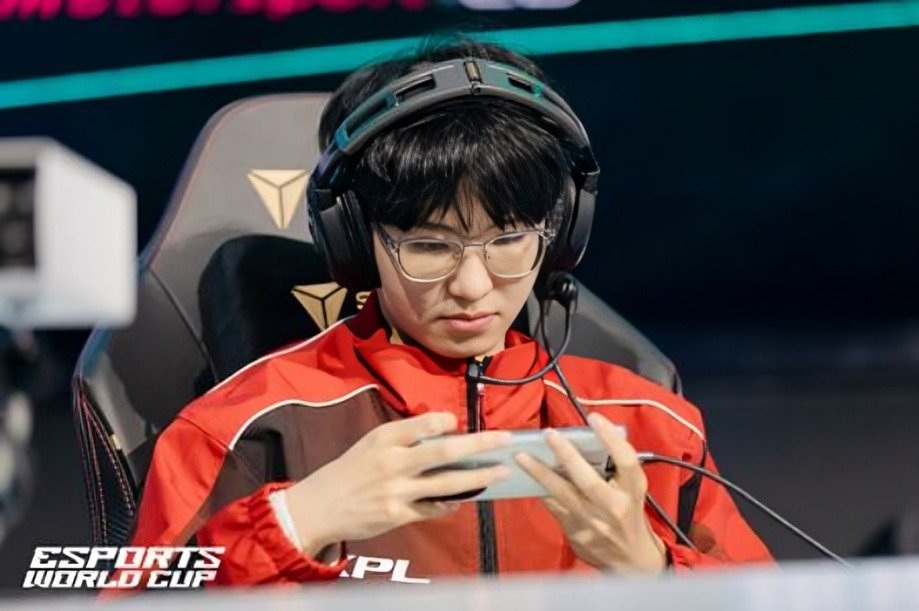 Top 10 Best Esports AoV Players by Total Winnings