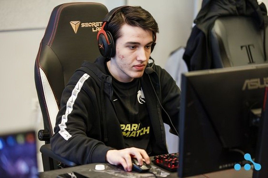 Top 10 Legendary Dota 2 Players of All Time 4 Top 10 Legendary Dota 2 Players of All Time