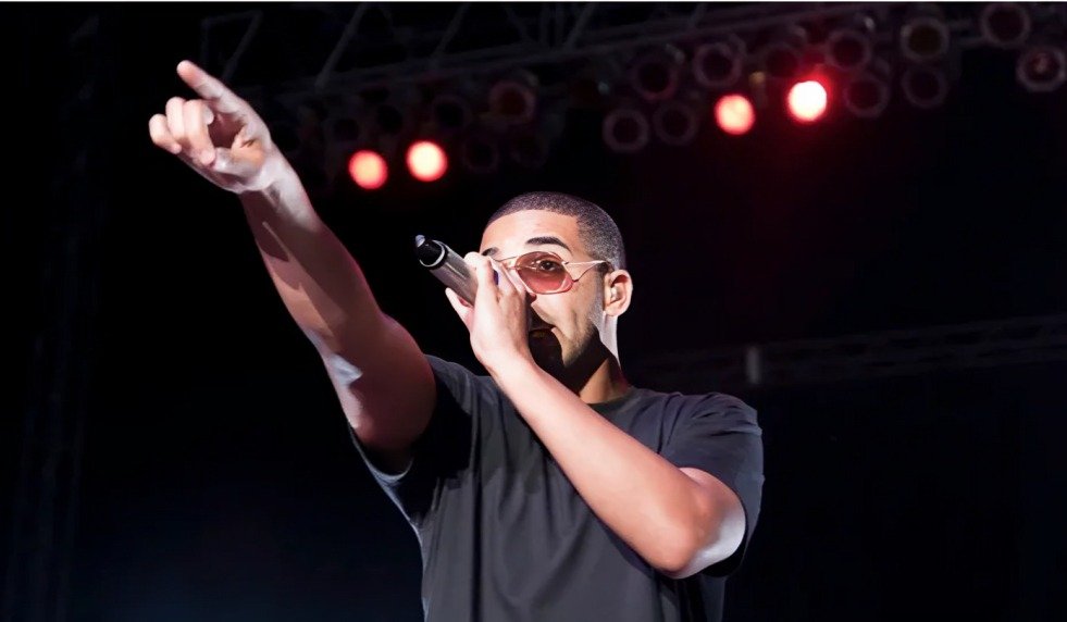 Top 10 Famous Celebrities Who Love Esports