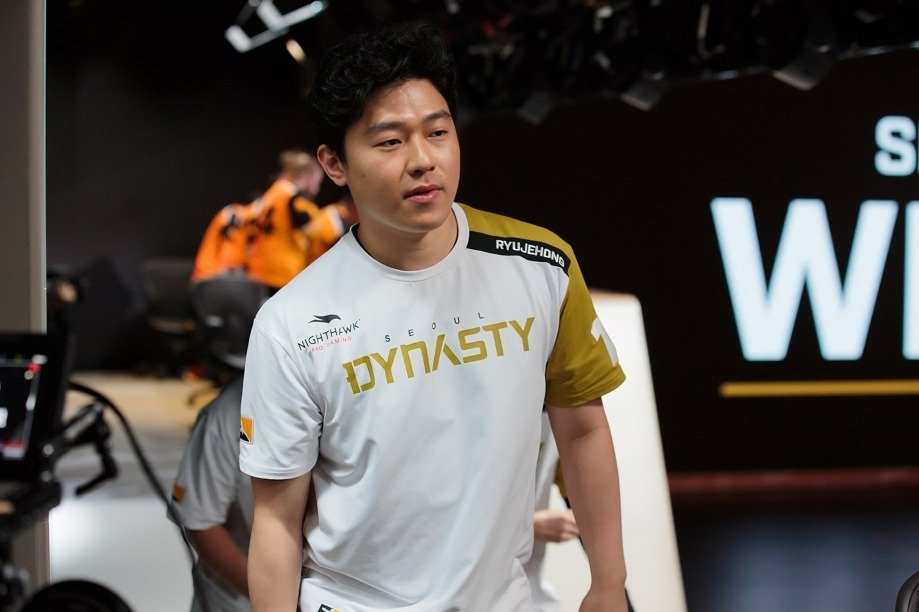 Top 10 Best Overwatch 2 Players of All Time