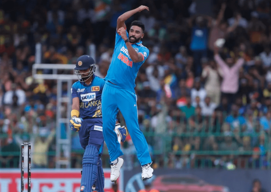 Top 10 Best Bowling Figures in Asia Cup History 6 Top 10 Best Bowling Figures in Asia Cup History