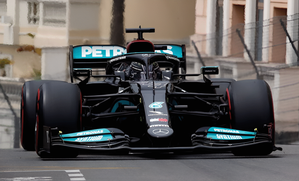 Top 10 F1 Drivers With Fastest Lap Time Ever