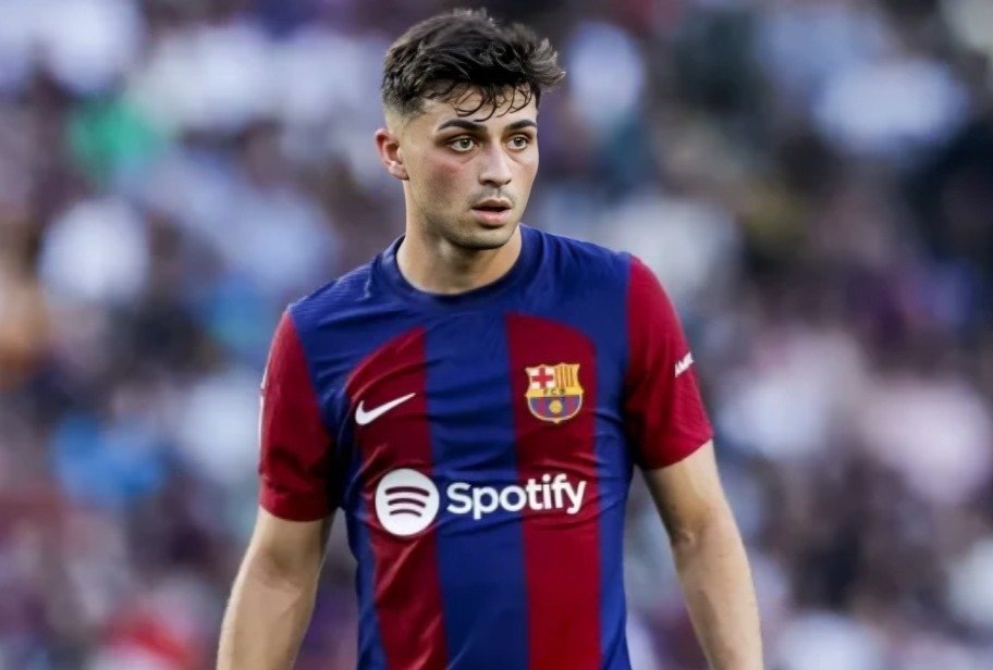 Top 10 Best Midfielders in the World 2025